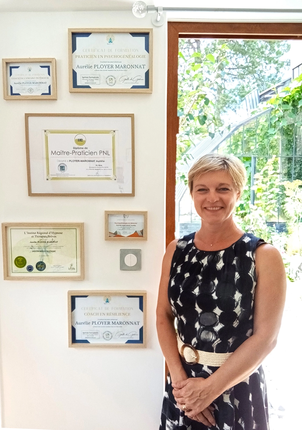 Portrait hypnothérapeute et praticien PNL à Dole avec diplômes Portrait hypnotherapeute et praticien PNL à Dole avec diplome